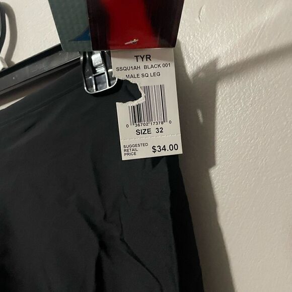 TYR athletic shorts   - Picture 4 of 5